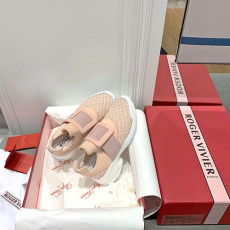 ROGER VIVIER 로저비비에 스니커즈 봄신상