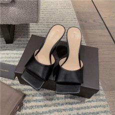 BOTTEGA VENETA 보테가베네타 슬리퍼 BV00150-1 2020/신상 (255사이즈 주문제작)