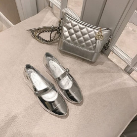 CHANEL 샤넬 단화 봄신상