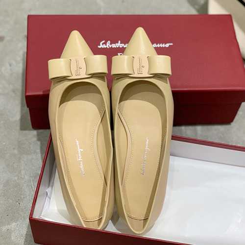 FERRAGAMO 페레가모 여성용 단화 (굽높이2CM) F60099-4 