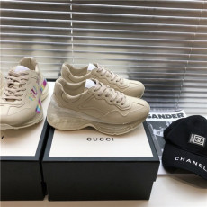 GUCCI 구찌 남여공용 스니커즈 G48844
