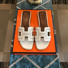 HERMES 에르메스 슬리퍼 봄신상