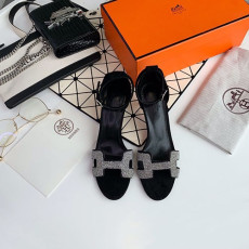 HERMES 에르메스 샌들 굽높이6CM 봄신상(220,250사이즈 주문제작)