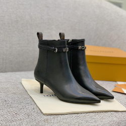 LOUIS VUITTON 루이비통 앵글부츠힐 (굽높이5CM) L800 신상