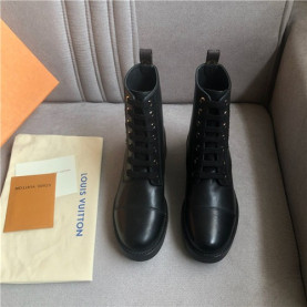 LOUIS VUITTON 루이비통 여성용 부츠 L8099-2신상 (250사이즈 주문제작)