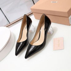 MIUMIU 미우미우 구두 굽높이6.5CM봄신상 (220,250사이즈 주문제작)