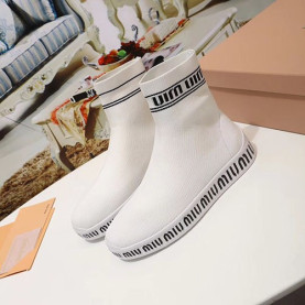 MIUMIU 미우미우 부츠 (220,250사이즈 주문제작)