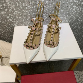 VALENTINO 발렌티노 샌들 신상 (220,250사이즈 주문제작)