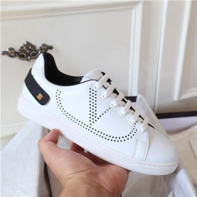 VALENTINO 발렌티노 남여공용 스니커즈 V1819-2 신상