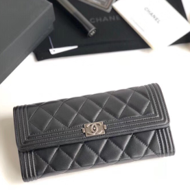 CHANEL 샤넬 장지갑 은장 AS5007