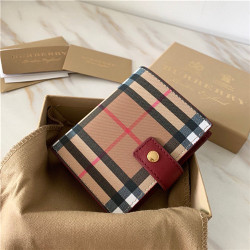 BURBERRY 버버리 지갑  신상 B50140-1