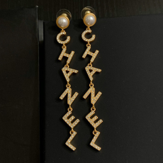 CHANEL 샤넬 귀걸이 C4010 2020/신상 (정품과 비교가능한 퀄리티 )