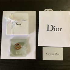 DIOR 디올 반지 D4090 2020/신상 (사이즈 카톡상담) (정품과 비교가능한 퀄리티 )