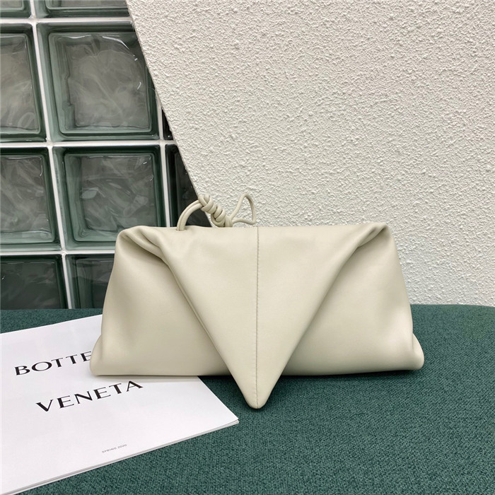 BOTTEGA VENETA 보테가베네타 클러치백 BV45809-1 2020/신상