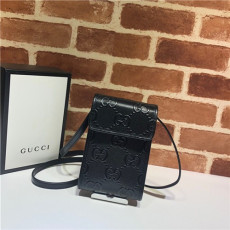 GUCCI 구찌 GG엠보스드 미니백 625571 2020/신상