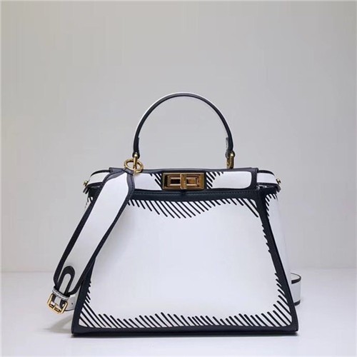 FENDI 펜디 아이코닉 피카부백 F140511 2020/신상
