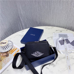 DIOR 디올 미니 크로스백 D9078 2020/신상