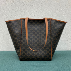 CELINE 셀린느 트리옴페 토트백 C8400 2020/신상