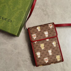 GUCCI 구찌 도라에몽 미니 크로스백 647805 2021/신상