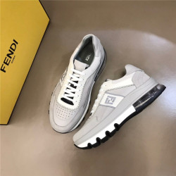 FENDI 펜디 남성용 스니커즈 F31874-