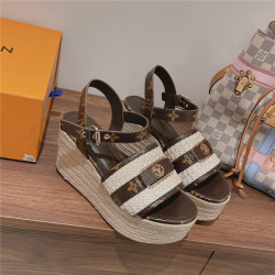 LOUIS VUITTON 루이비통 여성용 샌들 L69990