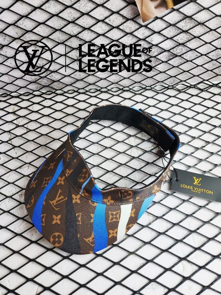 LOUIS VUITTON 루이비통 lVXLOL 모노그램 콜라보 썬캡