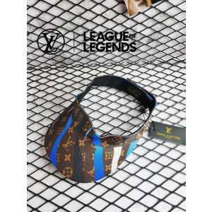 LOUIS VUITTON 루이비통 lVXLOL 모노그램 콜라보 썬캡