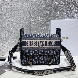 DIOR 디올 캠프백 M124