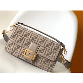 FENDI  펜디 바케트백 F8002