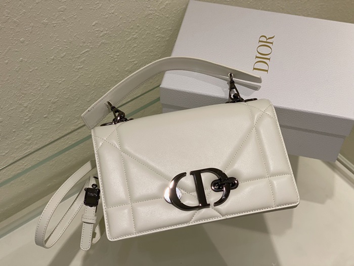 DIOR 디올 몽테뉴 di111x