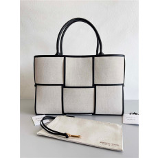 BOTTEGA VENETA 보테가베네타 아르코 토트백 스몰 B5066