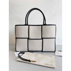 BOTTEGA VENETA 보테가 베네타 아르코 토트백 스몰 B5066