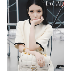 [가수 아이유] GUCCI 구찌 데코 스몰 숄더백 740834