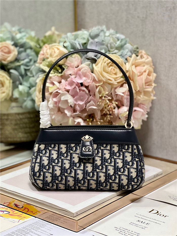 DIOR 디올 키백 스몰 D0065