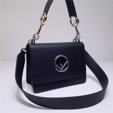 FENDI 펜디 칸아이백 라지 F50781