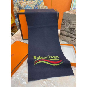 BALENCIAGA 발렌시아가 니트 머플러