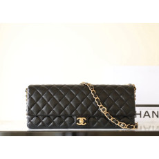 CHANEL 샤넬 여성 24A 맥시 핸드백