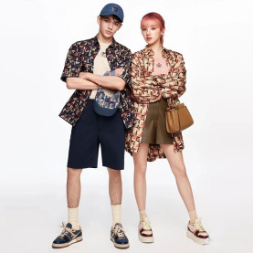 FENDI 펜디 남녀공용  매치 FF 스니커즈