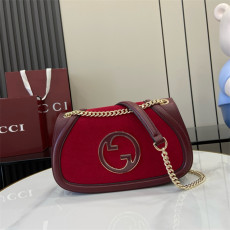 GUCCI 구찌 블론디 스몰 숄더백 815715 2024/신상