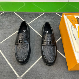 LOUIS VUITTON 루이비통 남성용 로퍼 L92278-2