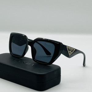 PRADA 프라다 선글라스