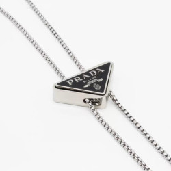PRADA 프라다 키체인