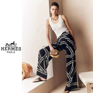 HERMES 에르메스 체인 새틴 바지 2COLOR