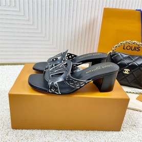 LOUIS VUITTON 루이비통 여성용 슬리퍼 L67177 2COLOR