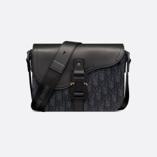 DIOR 디올 Saddle 스몰 플랩 스트랩백 1ADPO