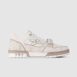 LOUIS VUITTON 루이비통 남성용 트레이너 스니커즈 1AHTUO