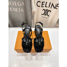LOUIS VUITTON 루이비통 여성용 샌들 (굽높이5.5CM) L79949 2COLOR