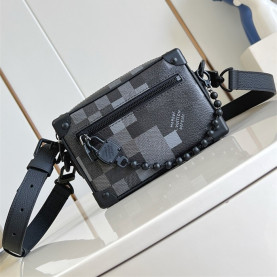 LOUIS VUITTON 루이비통 미니 소프트 트렁크 M14922