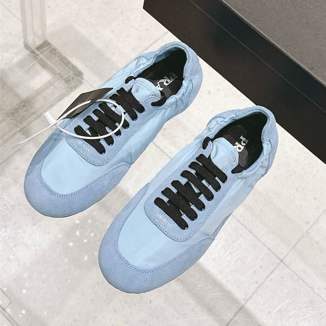 PRADA 프라다 여성용 스니커즈 P68143 2COLOR