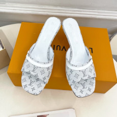LOUIS VUITTON 루이비통 여성용 슬리퍼 L68941 2COLOR